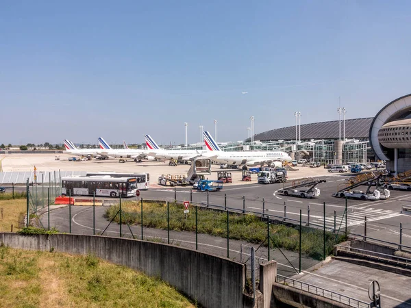 Parijs Frankrijk Juni 2015 Airfrance Vliegvelden Bij Nieuwe Terminal Van — Stockfoto