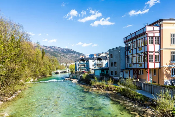 Ciudad Vieja Bad Ischl Río Traun Bajo Cielo Azul — Foto de Stock