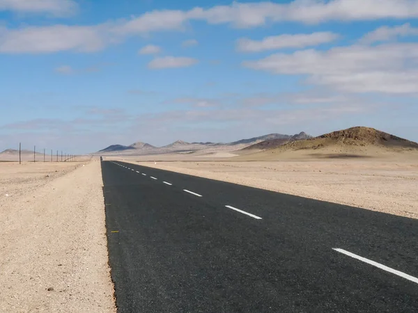 Mata Mata Ulusal Parkı yakınlarındaki Namibya 'da çölde.