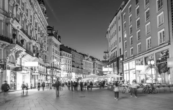 Vienna Rakousko Apr 2015 Lidé Navštěvují Graben Vídni Graben Ulice — Stock fotografie