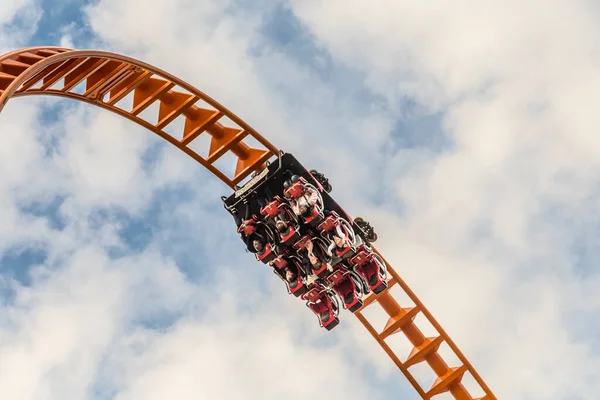 Coney Island Usa October 2015 People Enjoy Riding Roller Coaster — Foto de Stock