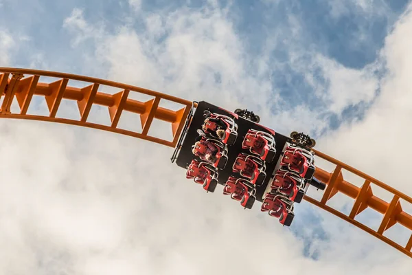 Coney Island Usa October 2015 People Enjoy Riding Roller Coaster — 图库照片