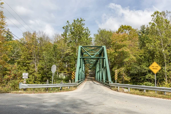Ponte Metal Pequena Que Abrange Rio Rocha Williamsville Vermont Eua — Fotografia de Stock