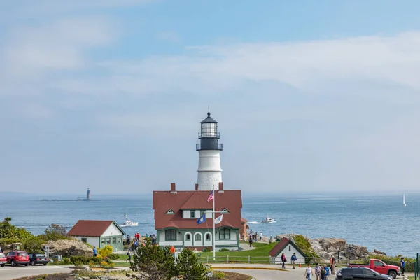 Cape Elizabeth Eua Maio 2021 Pessoas Visitam Famoso Farol Histórico — Fotografia de Stock