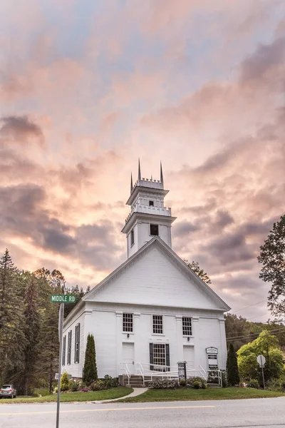 Brattleboro Usa Września 2017 Stary Kościół Kongregacyjny Brattleboro Świetle Zachodu — Zdjęcie stockowe