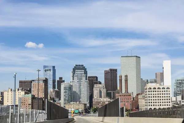 Бостон Сша Сентября 2017 Года Автомобили Въезжают Столицу Штата Массачусетс — стоковое фото