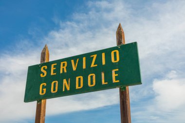 Gondollar için dur işareti ve giriş noktası - Servicio gondole - gondol servisi