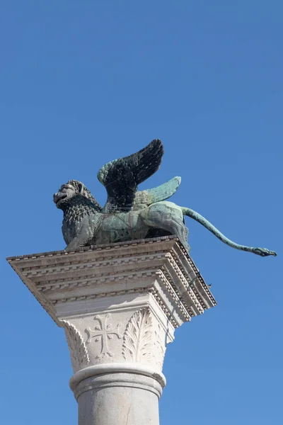 San Marco Meydanı Nda Mark Meydanı Aslan Heykeli Mavi Gökyüzü — Stok fotoğraf