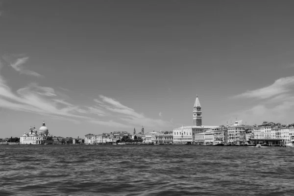 Pohled Náměstí San Marco Fasádou Dóžecího Paláce Benátkách Itálie Pod — Stock fotografie