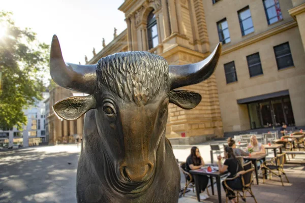 Frankfurt Tyskland Juni 2021 Bull Och Björnstatyerna Frankfurtbörsen Frankfurt Exchange — Stockfoto