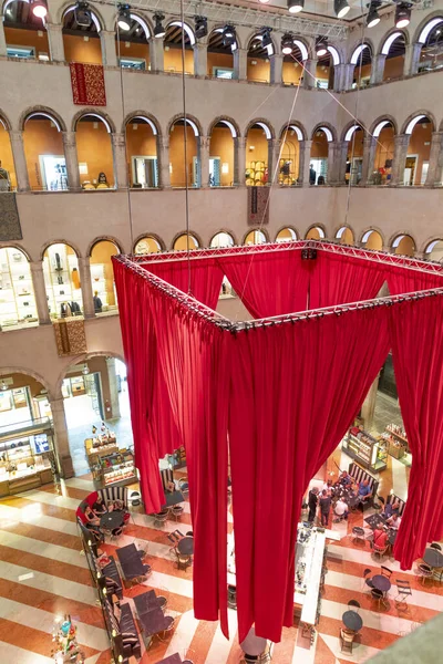 Venice Italy July 2021 Indoor View Fondaco Dei Tedeschi Historic — Stock Photo, Image