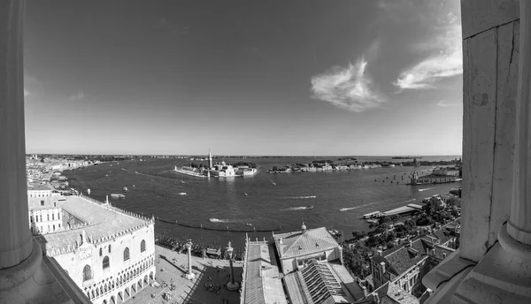 Panoramisch Uitzicht San Giorgio Maggiore Een Zonnige Dag Venetië Italië — Stockfoto