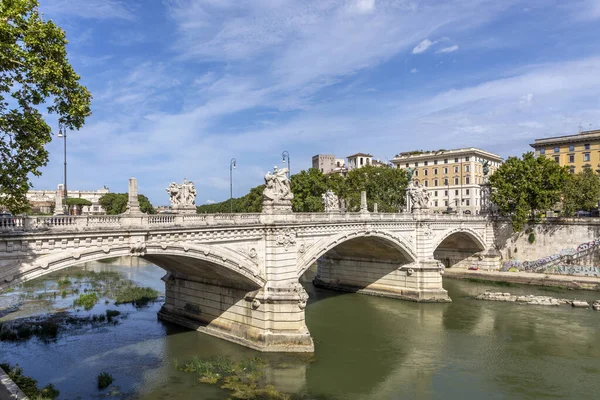 意大利罗马的Vittorio Emanuele Ii桥 — 图库照片
