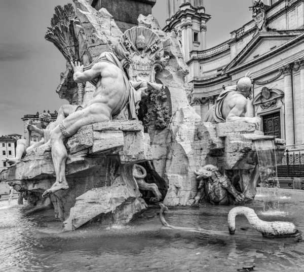 Fiumi Fontana Situata All Estremità Nord Piazza Navona Cavallo Mare — Foto Stock