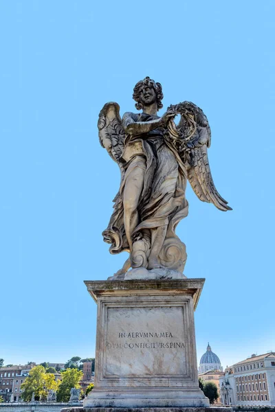 Estátua Anjo Com Cruz Ercole Ferrata Ponte Sant Angelo Roma — Fotografia de Stock