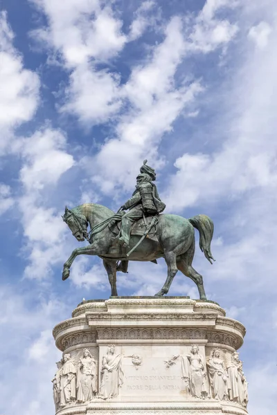 Standbeeld Van Victor Emmanuel Aan Het Altaar Van Het Vaderland — Stockfoto