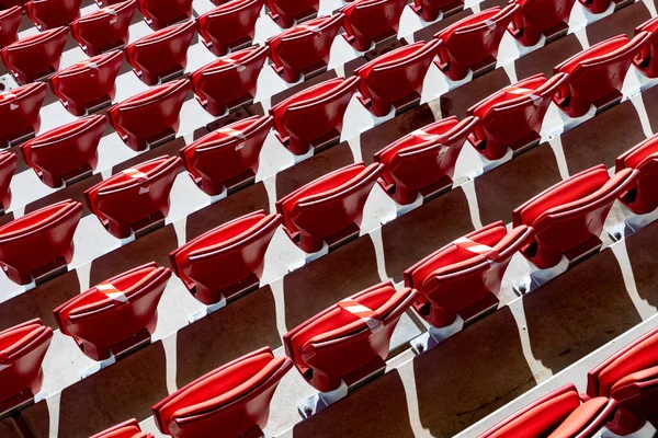 Detail Židlí Sportovní Aréně Červené Tribuně — Stock fotografie