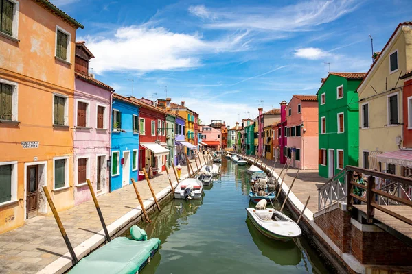 Burano Italy July 2021 Colorful Houses Island Burano Lagoon Venice — Stock Photo, Image