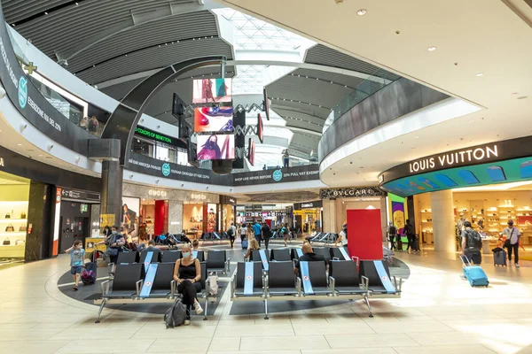 Rome Italie Juillet 2021 Les Gens Précipitent Aux Portes Aéroport — Photo