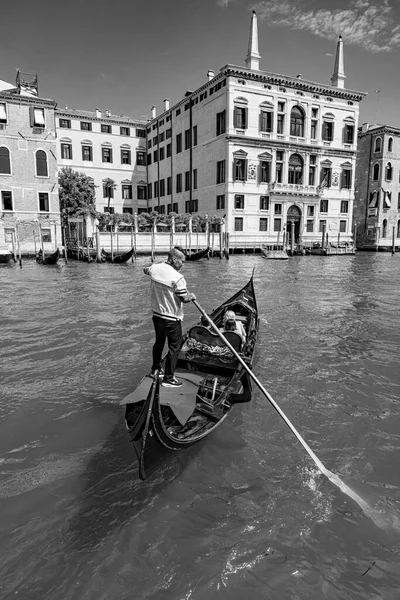 Venise Italie 1Er Juillet 2021 Les Gens Profitent Balade Gondole — Photo