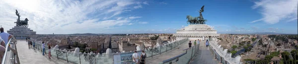 Rzym Włochy Sierpnia 2021 Widok Pomnika Narodowego Victora Emmanuela Panoramę — Zdjęcie stockowe