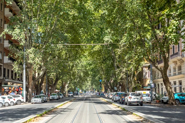 Roma Agosto 2021 Strada Principale Nel Quartiere Trastevere Roma Italia — Foto Stock