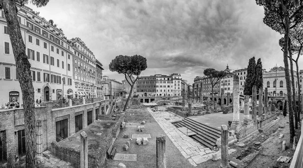Roma Italia Agosto 2021 Restos Del Templo Dedicado Fortuna Huiusce — Foto de Stock