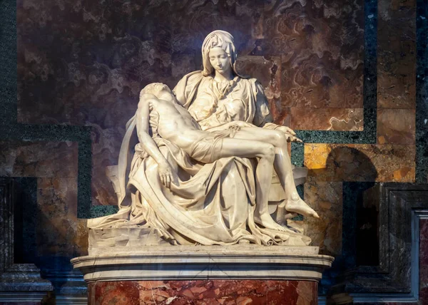 Roma Itália Agosto 2021 Famosa Pieta Michelangelo Dentro Basílica São — Fotografia de Stock