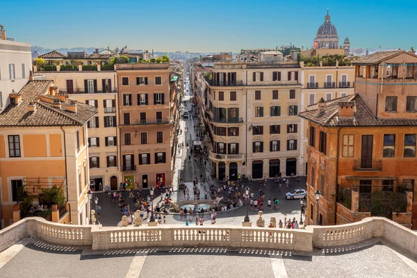 Rome Italy July 2021 People Enjoy Spanish Stairs Piazza Spagna — Stock Photo, Image