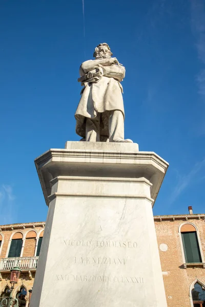 Venedig Italien Juli 2021 Staty Nicolo Tommase Autor Och Patriot — Stockfoto