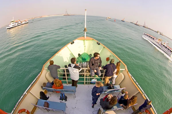 Venezia, entrando nella stazione marcus posto dal mare — Foto Stock