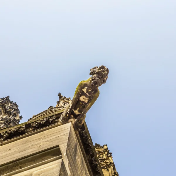 Brutta scultura gargoyle alla cupola — Foto Stock