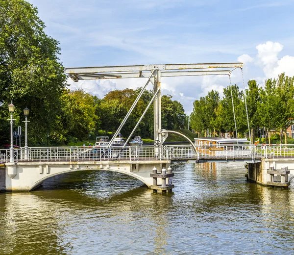 Dibujar puente en Harlingen —  Fotos de Stock