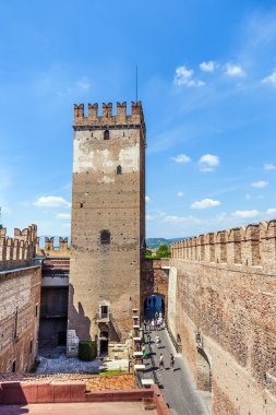 insanlar Verona castelveggio ziyaret edin. 