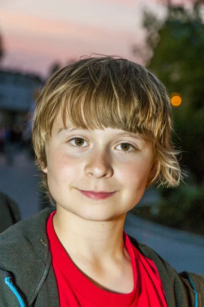 Young boy in the dark — Stock Photo, Image