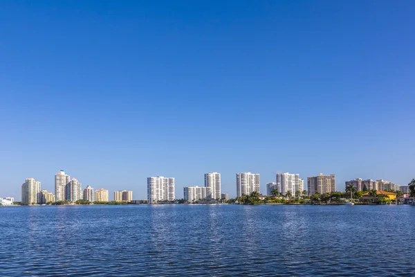 Skyline of Miami with ocean — Stock Photo, Image