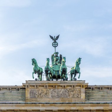 Berlin Brandenburg Kapısı (brandenburger tor)  