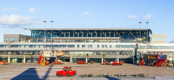 Flugzeug in Hamburg im Terminal 2 — Stockfoto