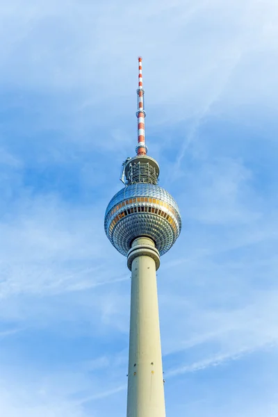El Fernsehturm (Torre de TV) en Berlín, Alemania — Foto de Stock