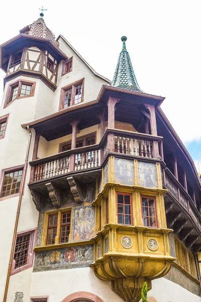 Beautiful carved balcony t a house in Little Venice in Colmar — Stock Photo, Image