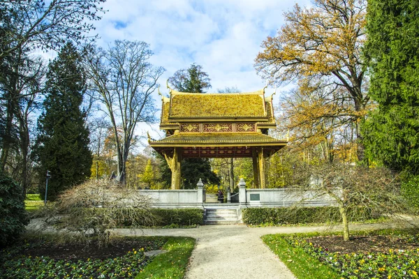 Tajski salo świątyni w Bad Homburg, Niemcy — Zdjęcie stockowe