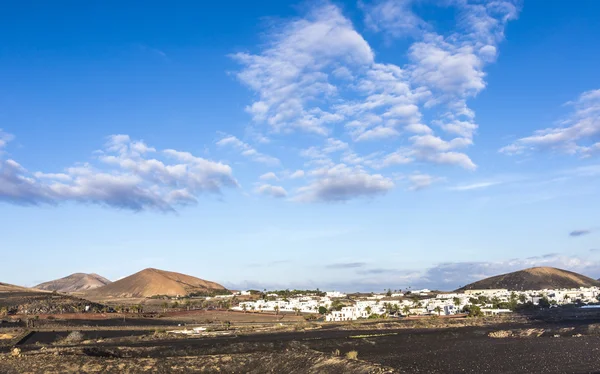 Vista a Uga, pueblo rural de Lanzarote — Foto de Stock