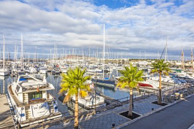 yulaf liman Marina Rubicon yalan