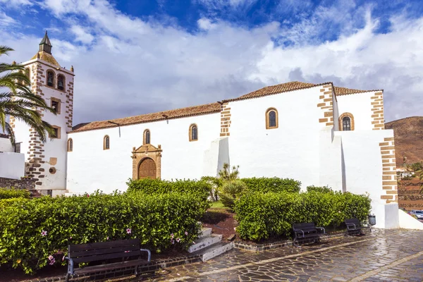 Cathedral church of Saint Mary of Betancuria in Fuerteventura, — Stock Photo, Image