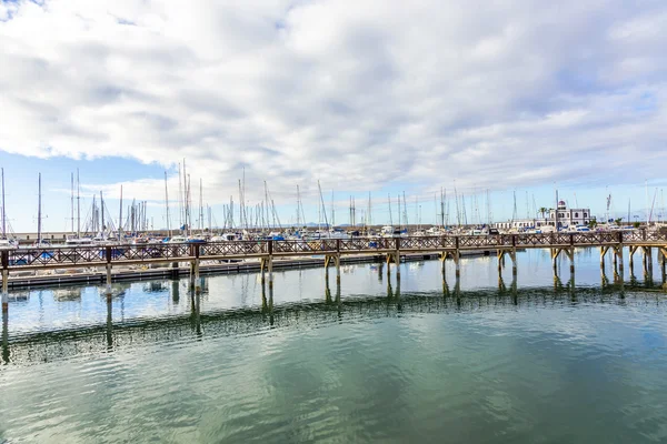 Oats lie in the harbor Marina Rubicon — Stock Photo, Image