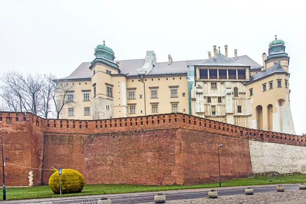 Castillo Wavel en una ciudad de Cracovia, Polonia — Foto de Stock