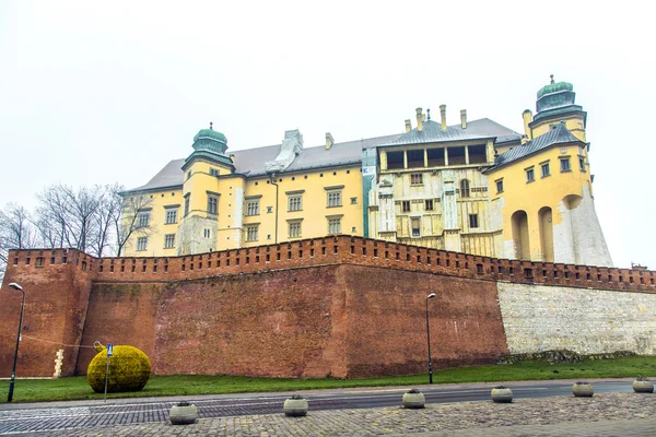 Castillo Wavel en una ciudad de Cracovia, Polonia — Foto de Stock