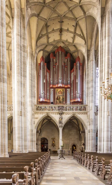 В соборе Святого Георгия в Динкельсбуле — стоковое фото