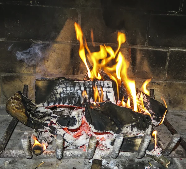 Amazing home fire — Stock Photo, Image