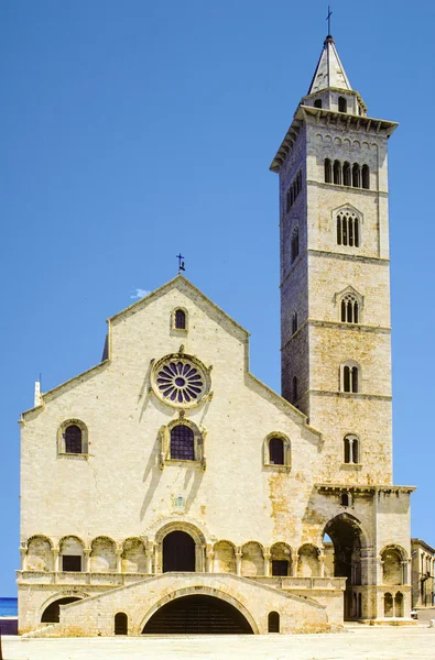 Catedral de Trani en Apulia, Italia —  Fotos de Stock